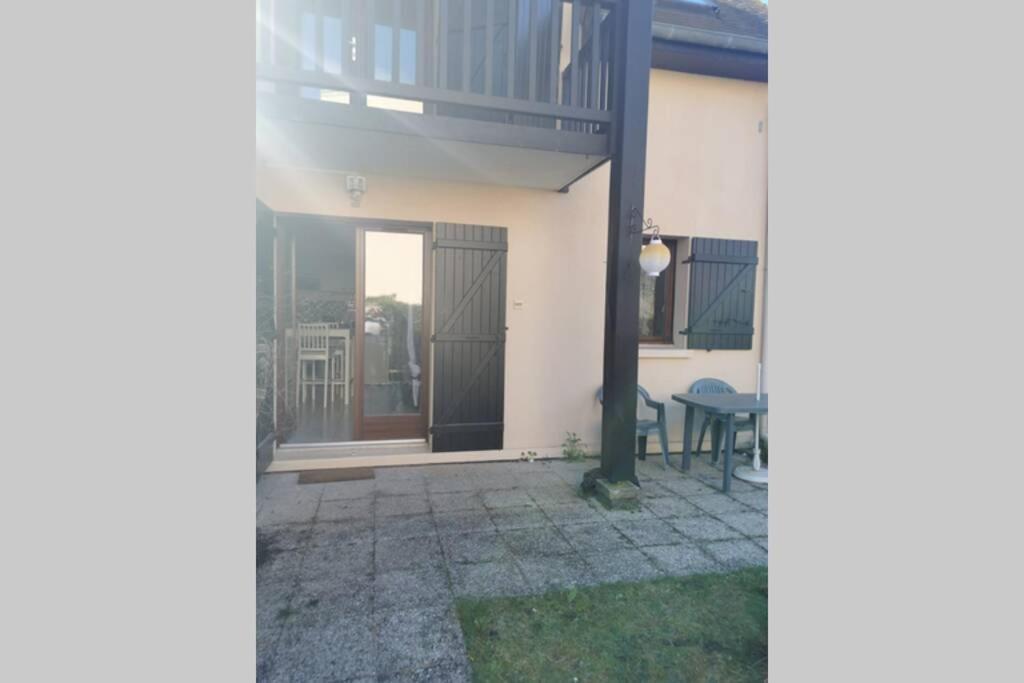 Apartamento Riva Bella, Ouistreham, Charmant Rez-De Jardin En Bord De Mer Exterior foto